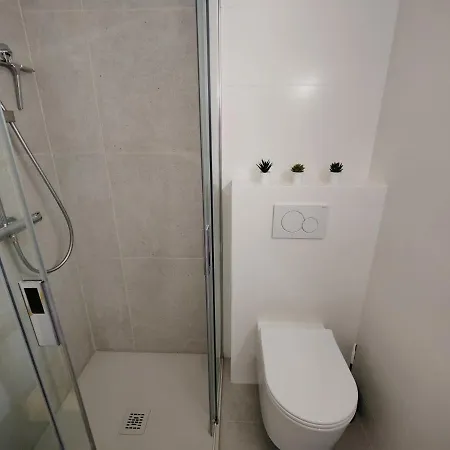 Nieuw Modern Vlakbij * Οστένδη